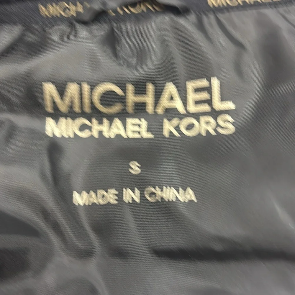 Michael Kors chevron quilted packable puffer  jacket size small